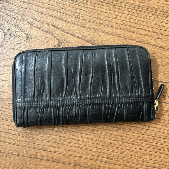 ‼️SALE‼️ Prada Nappa Gaufre Zip Around Wallet - Picture 3 of 13